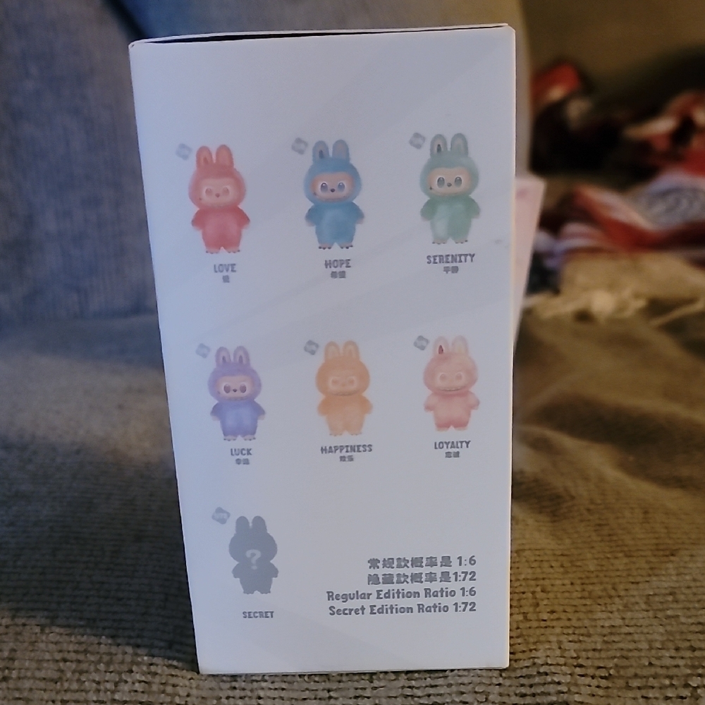 Pop Mart Big Into Energy Labubu Blind Box - Picture 3 of 5